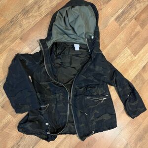 Stylish Black Camouflage Utility Jacket